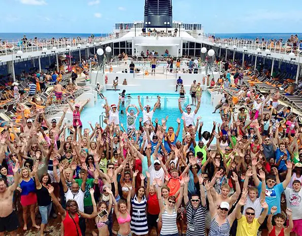 day-night-activities-sailaway-party